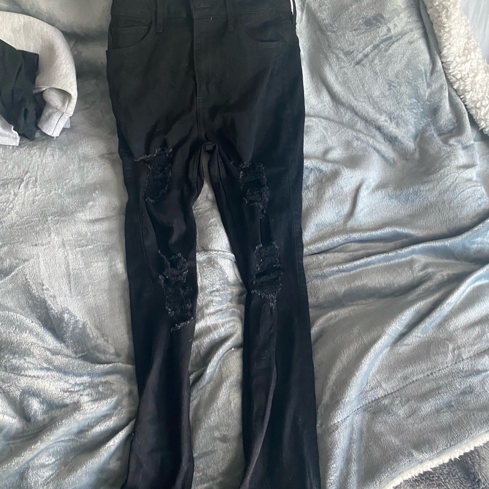 high rise black beans with holes